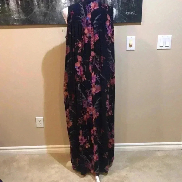 A New Day Floral High Neck Ruffle Maxi with Pockets-Size M - Picture 2 of 8
